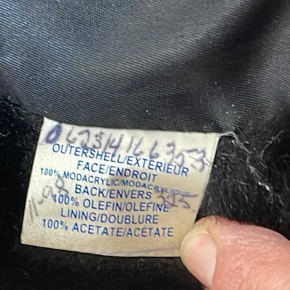 FURROCIOUS Faux fur by Princess Garment Limited. Size Med-large. Gorgeous - Picture 6 of 7